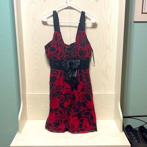 En Focus Studio Black and Red Cocktail Dress